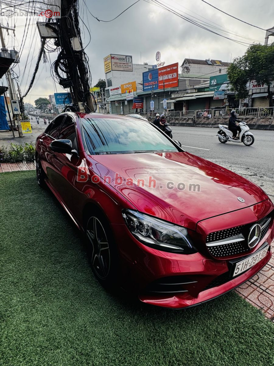 Bán ô tô Mercedes Benz C class C300 AMG - 2019 - xe cũ
