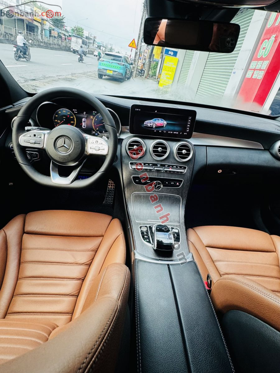 Bán ô tô Mercedes Benz C class C300 AMG - 2019 - xe cũ
