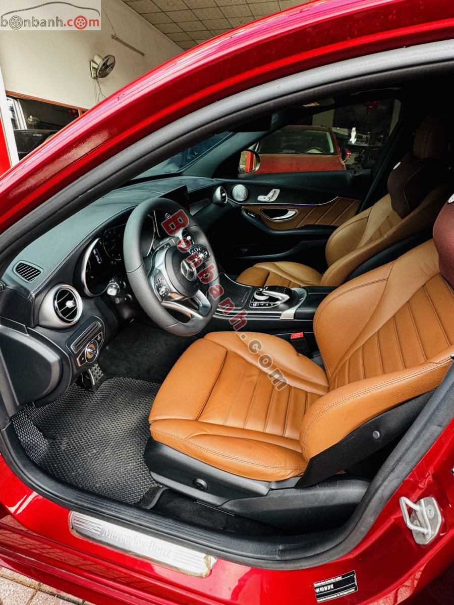 Bán ô tô Mercedes Benz C class C300 AMG - 2019 - xe cũ