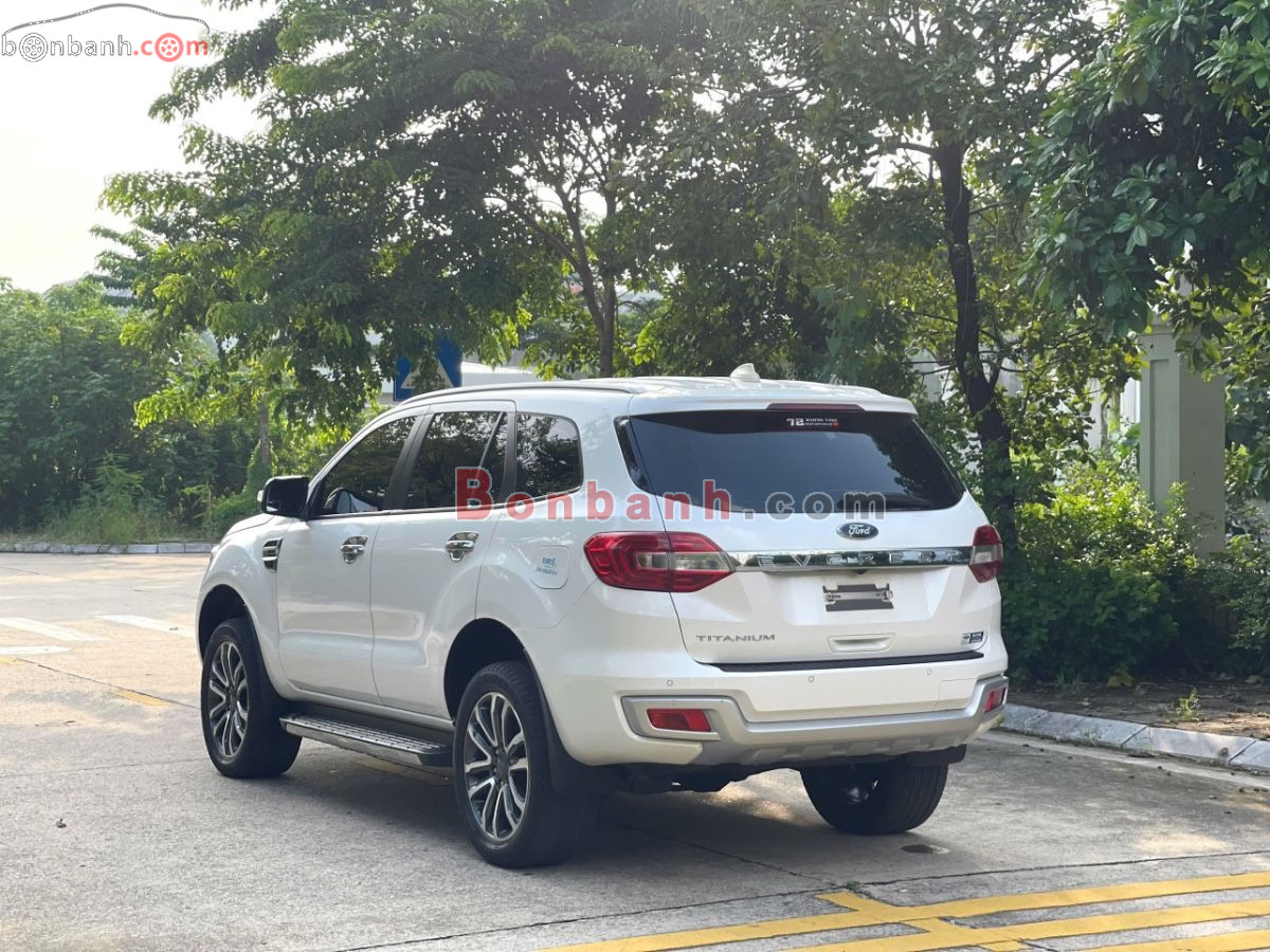 Bán ô tô Ford Everest Titanium 2.0L 4x2 AT - 2022 - xe cũ