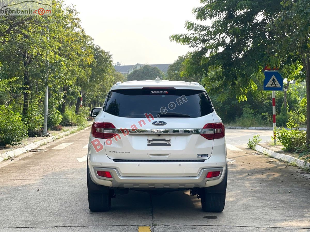 Bán ô tô Ford Everest Titanium 2.0L 4x2 AT - 2022 - xe cũ
