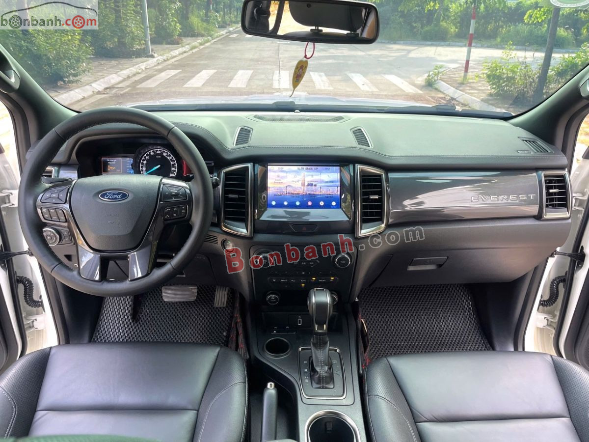 Bán ô tô Ford Everest Titanium 2.0L 4x2 AT - 2022 - xe cũ