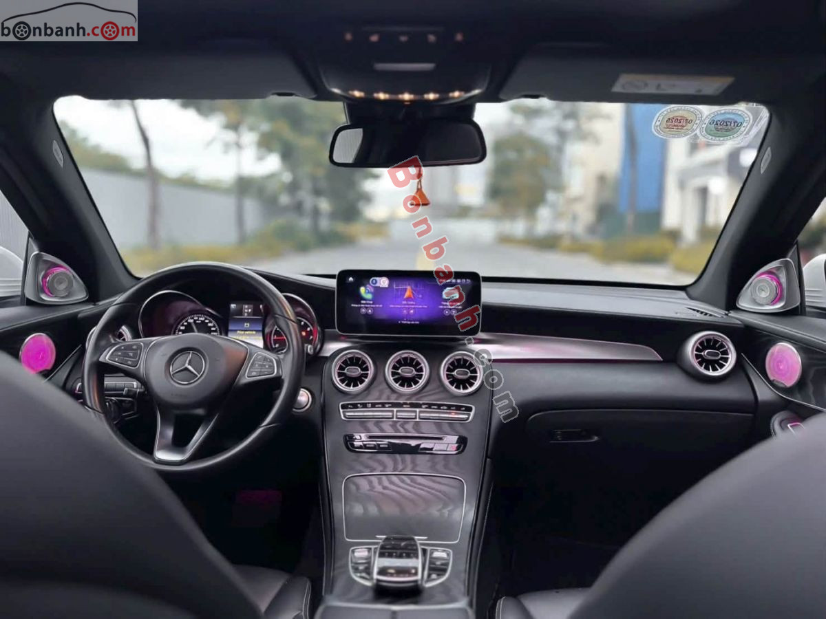 Bán ô tô Mercedes Benz GLC 300 4Matic - 2018 - xe cũ