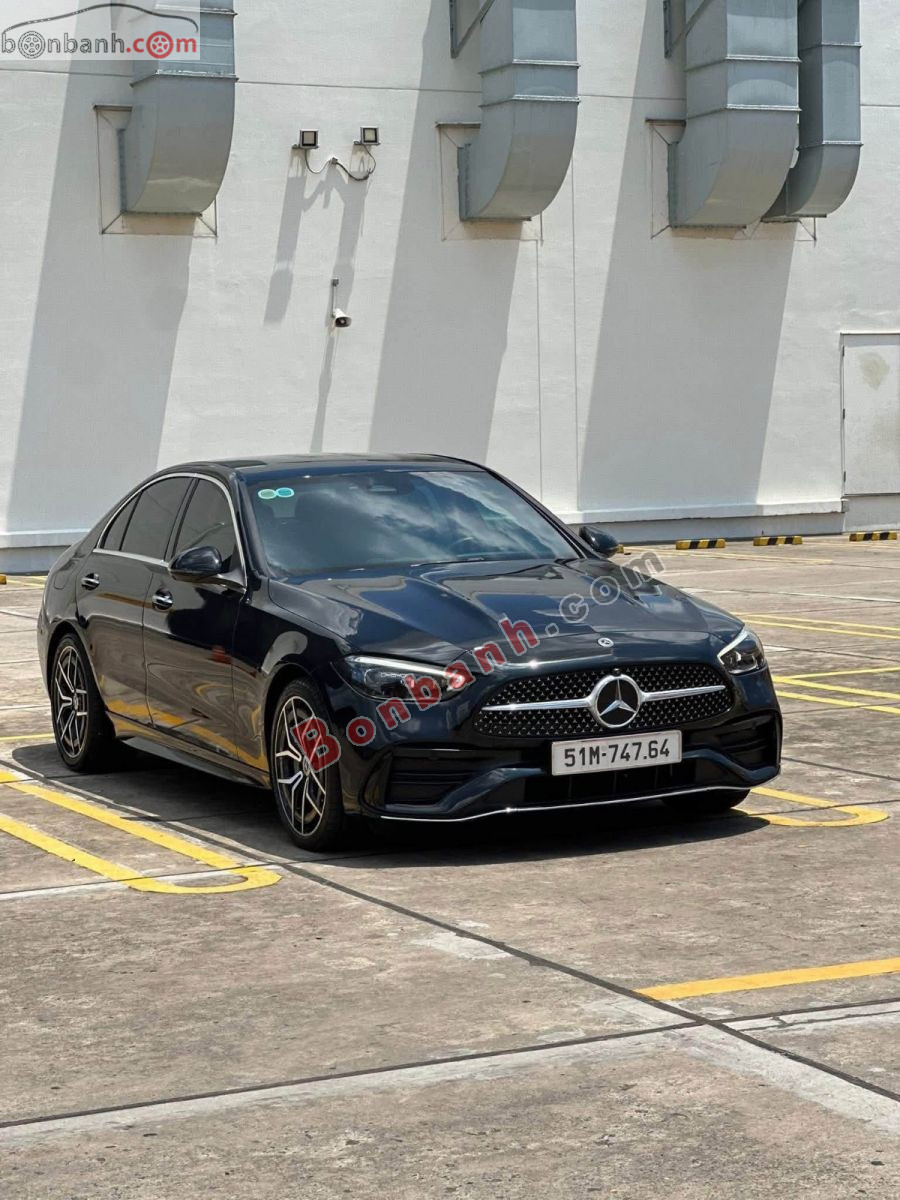 Bán ô tô Mercedes Benz C class C300 AMG - 2021 - xe cũ