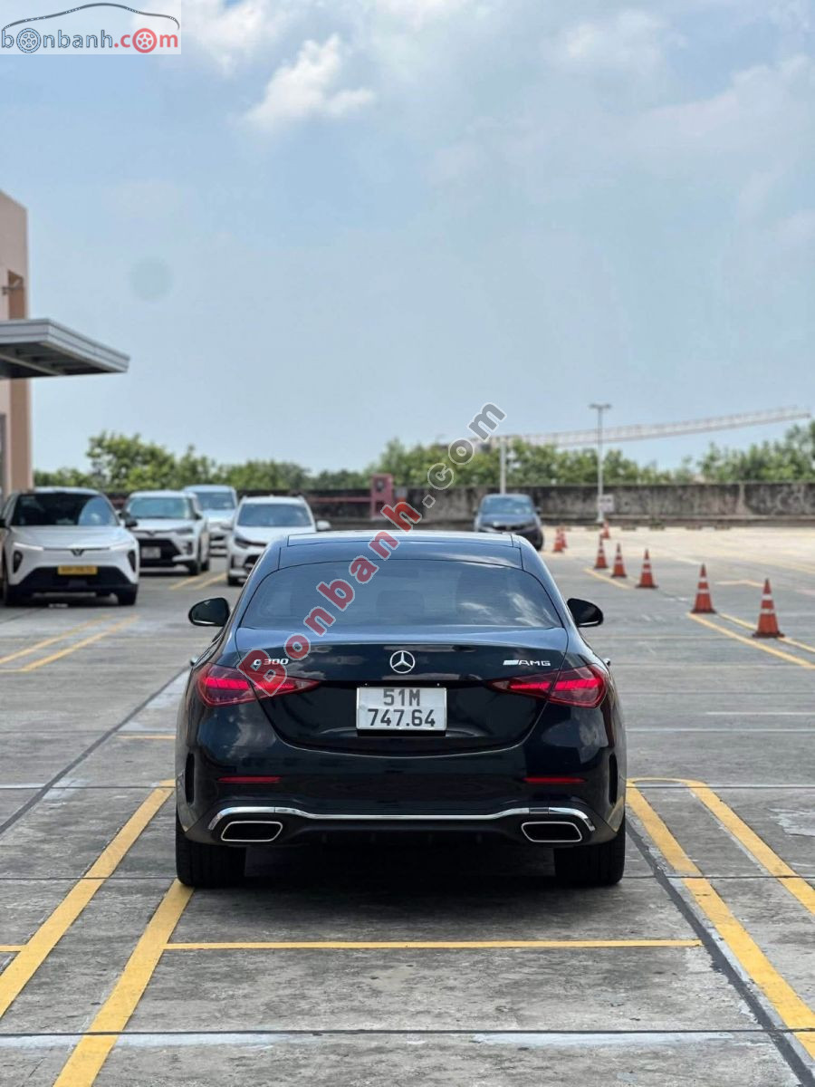 Bán ô tô Mercedes Benz C class C300 AMG - 2021 - xe cũ