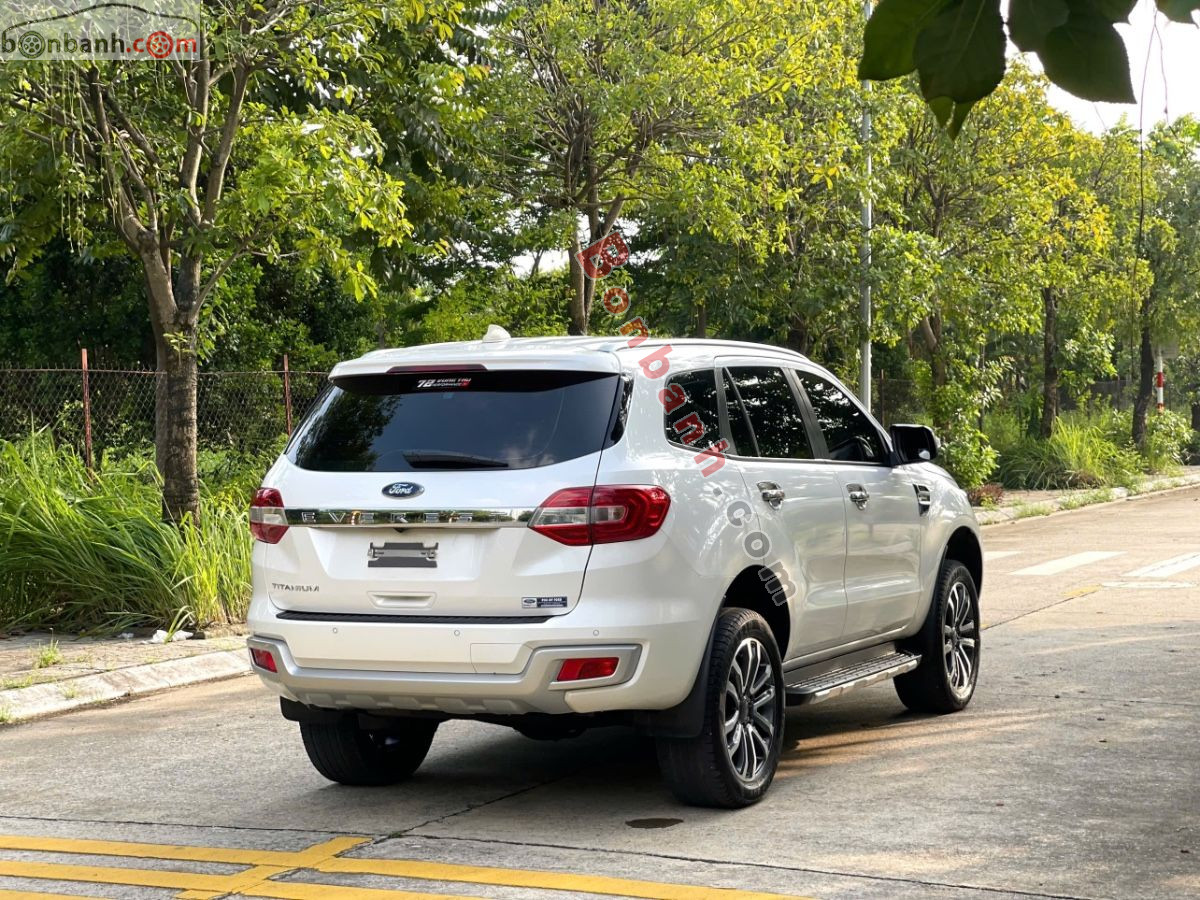 Bán ô tô Ford Everest Titanium 2.0L 4x2 AT - 2022 - xe cũ