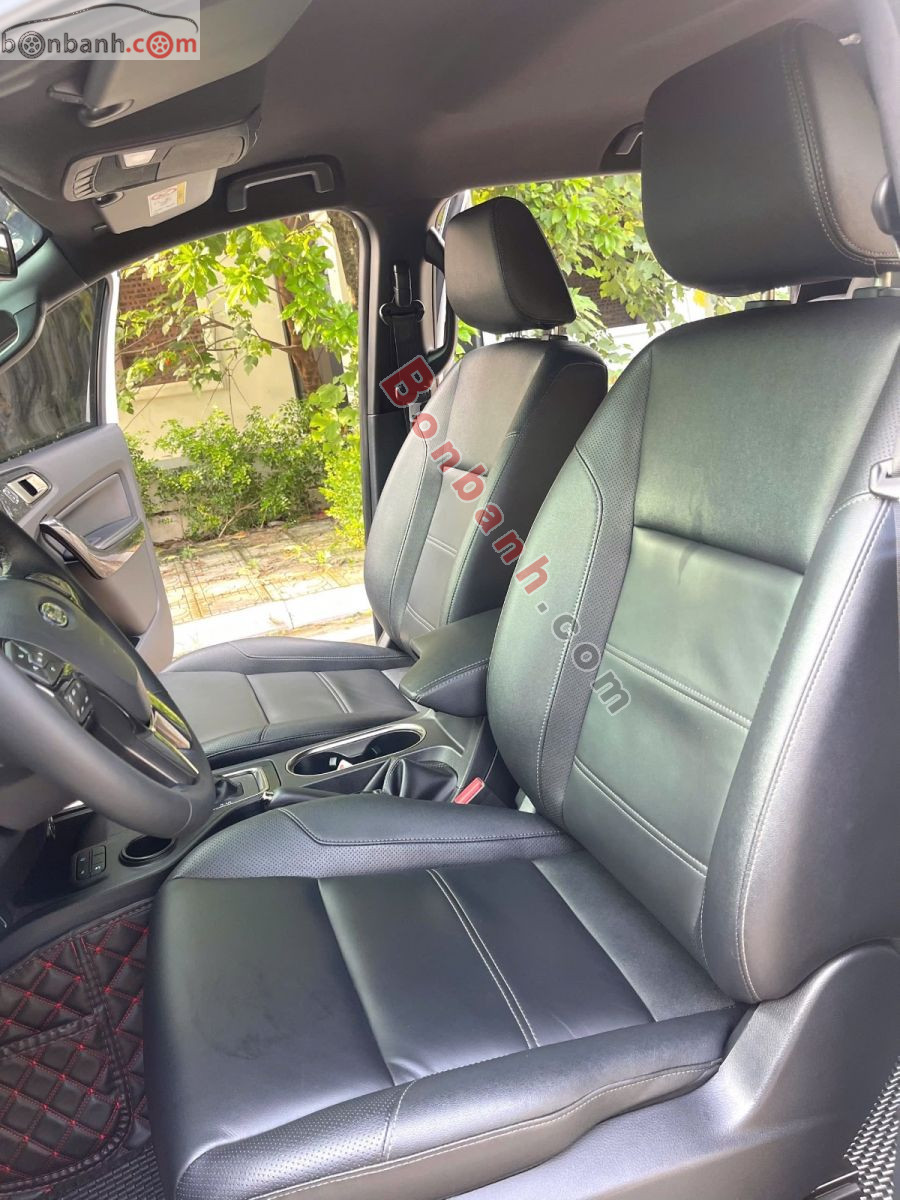 Bán ô tô Ford Everest Titanium 2.0L 4x2 AT - 2022 - xe cũ