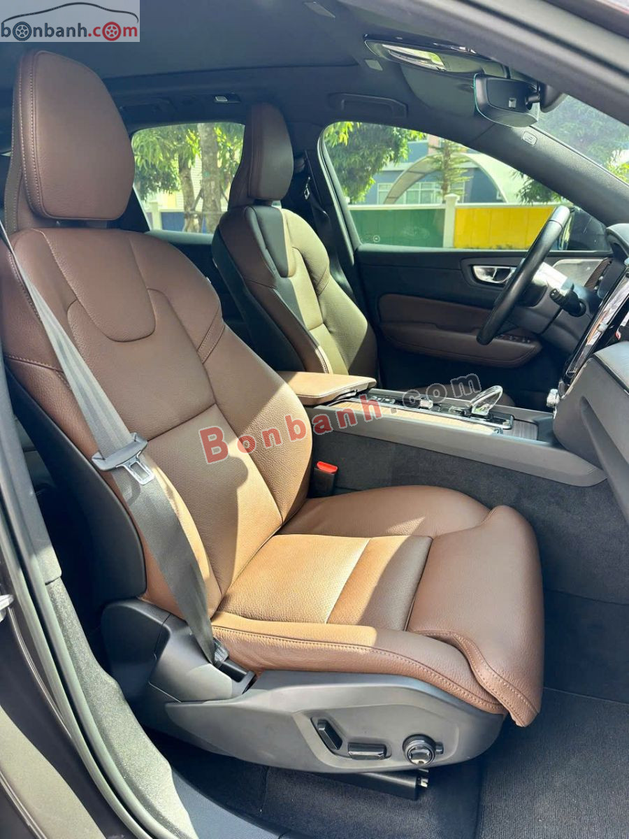 Bán ô tô Volvo XC60 Recharge T8 AWD - 2022 - xe cũ