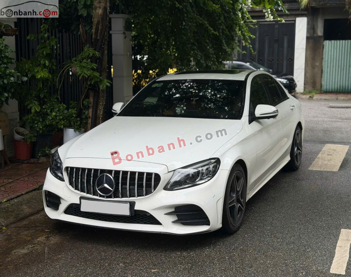 Bán ô tô Mercedes Benz C class C300 AMG - 2019 - xe cũ