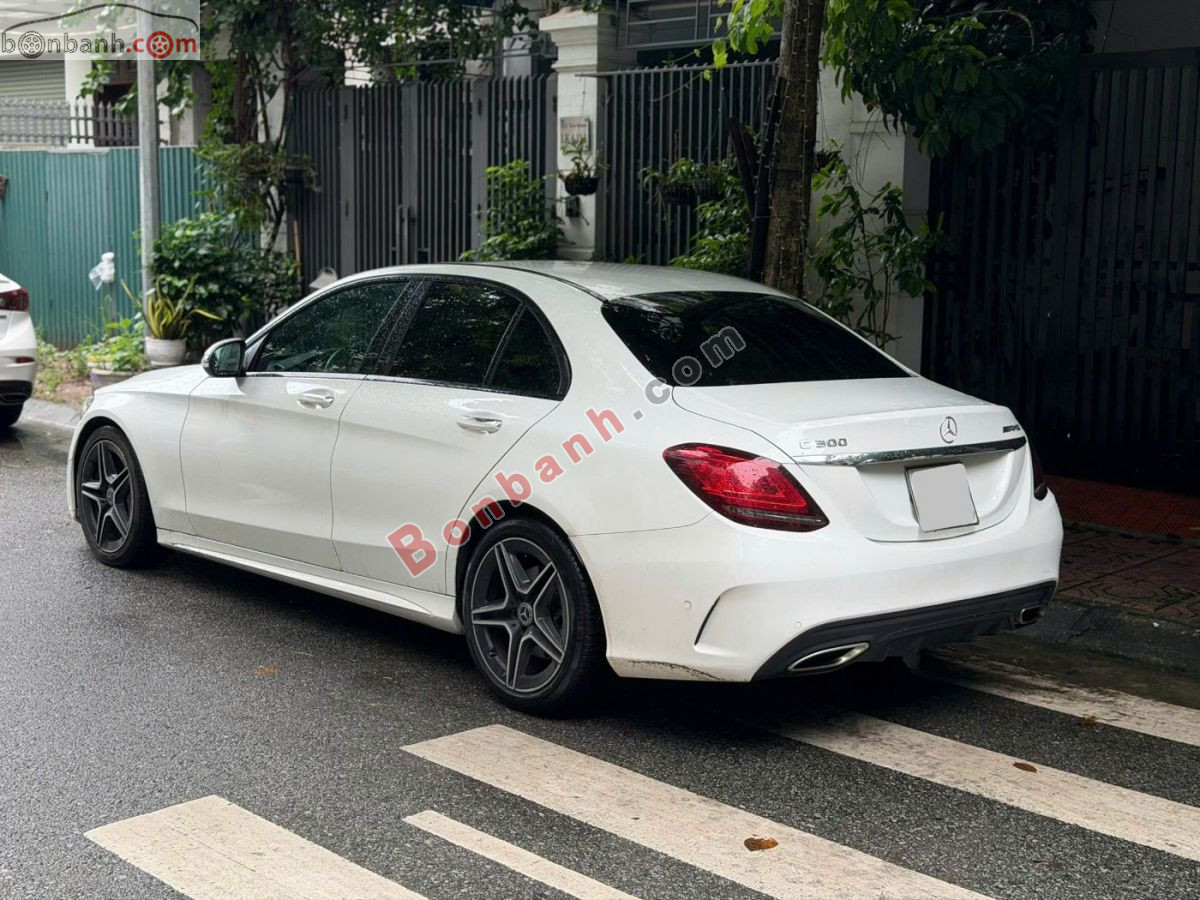 Bán ô tô Mercedes Benz C class C300 AMG - 2019 - xe cũ
