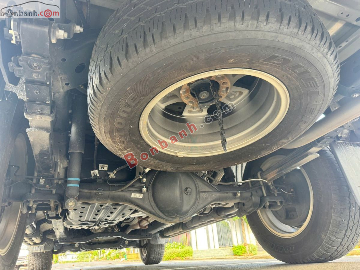 Bán ô tô Toyota Hilux 2.4L 4x2 AT - 2025 - xe cũ