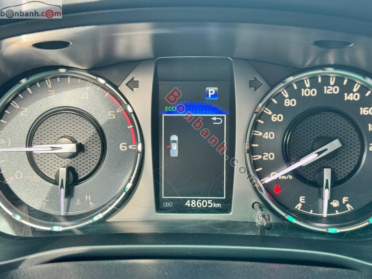 Bán ô tô Toyota Hilux 2.4L 4x2 AT - 2025 - xe cũ