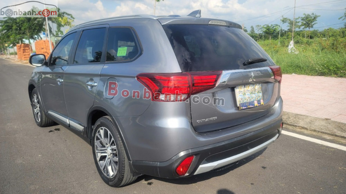 Bán ô tô Mitsubishi Outlander 2.0 CVT - 2019 - xe cũ