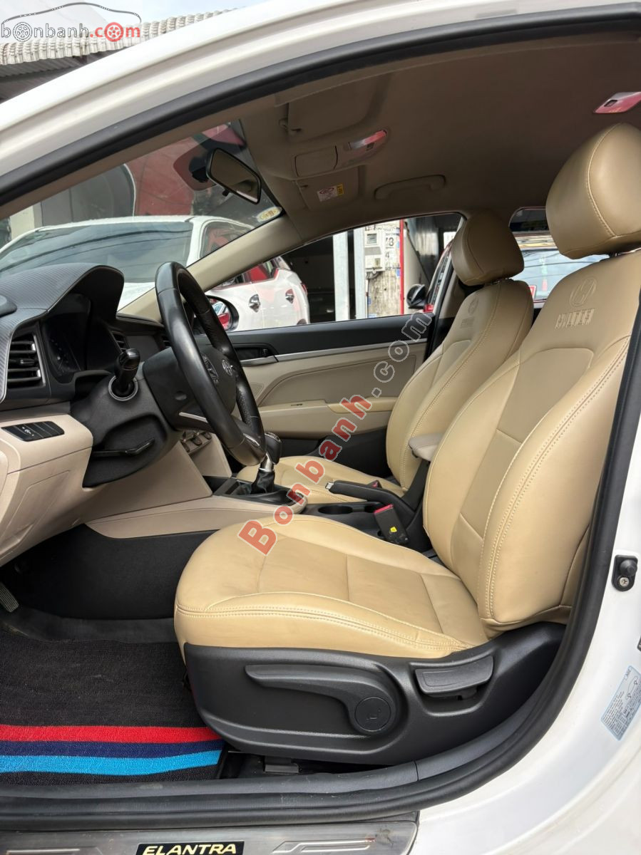 Bán ô tô Hyundai Elantra 1.6 MT - 2019 - xe cũ