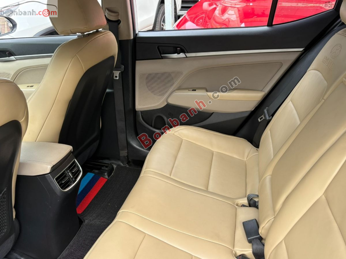 Bán ô tô Hyundai Elantra 1.6 MT - 2019 - xe cũ