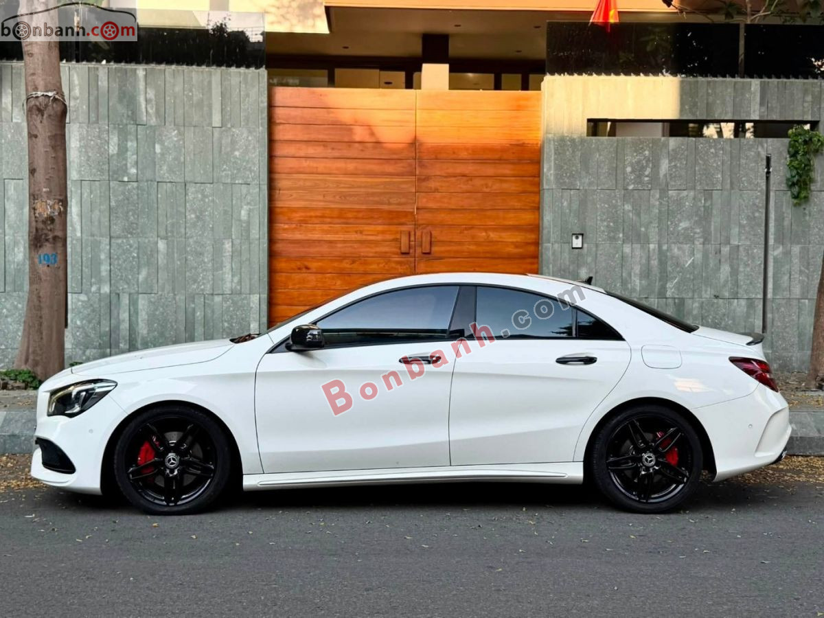 Bán ô tô Mercedes Benz CLA class CLA 250 4Matic - 2019 - xe cũ