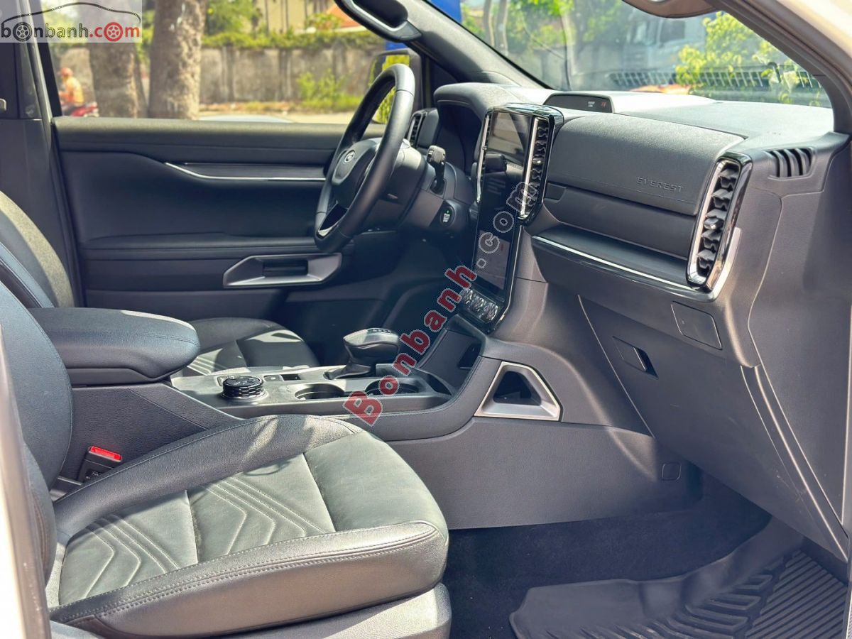 Bán ô tô Ford Everest Titanium Plus 2.0L 4x4 AT - 2025 - xe cũ