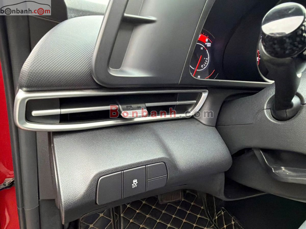Bán ô tô Hyundai Elantra 1.6 AT Tiêu chuẩn - 2022 - xe cũ