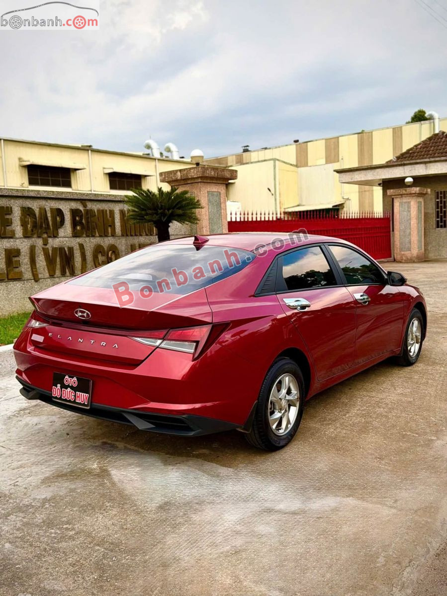 Bán ô tô Hyundai Elantra 1.6 AT Tiêu chuẩn - 2022 - xe cũ