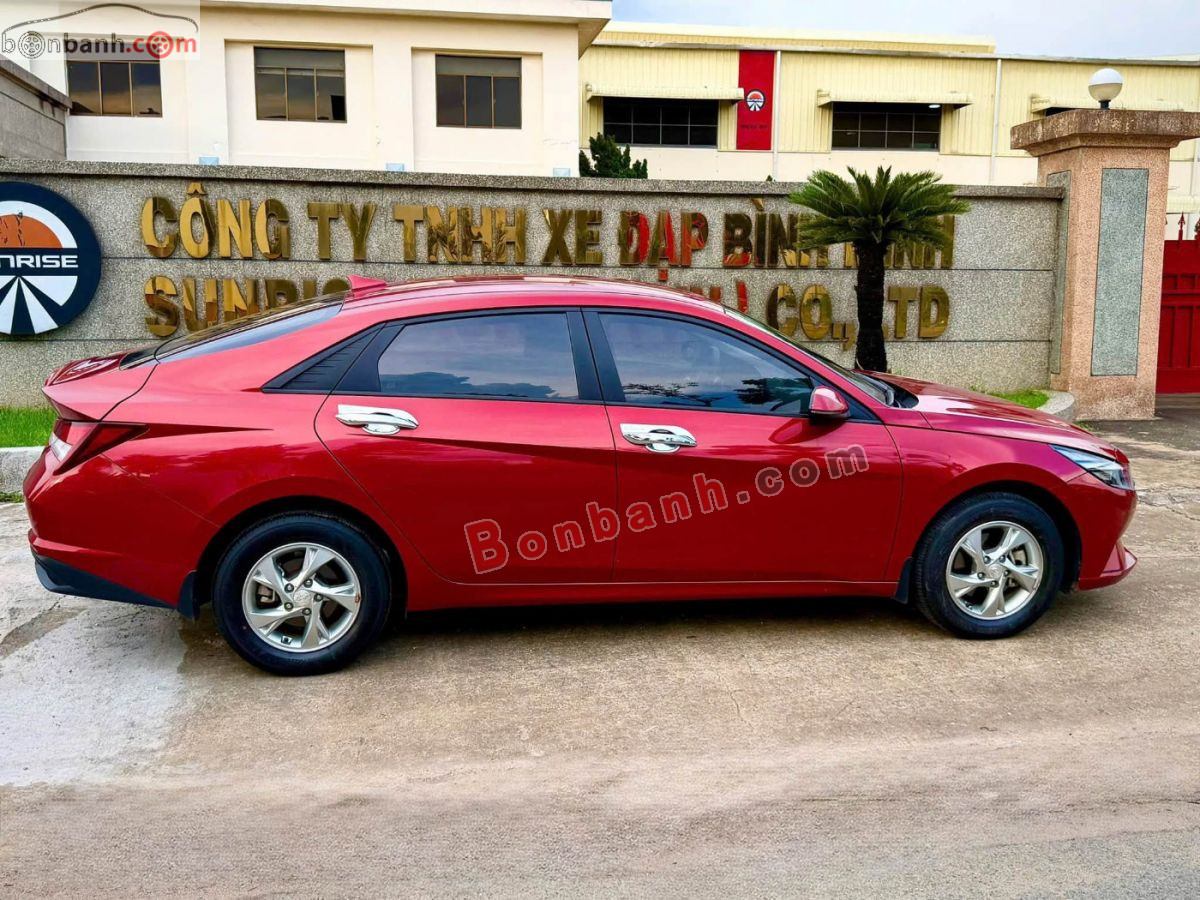 Bán ô tô Hyundai Elantra 1.6 AT Tiêu chuẩn - 2022 - xe cũ