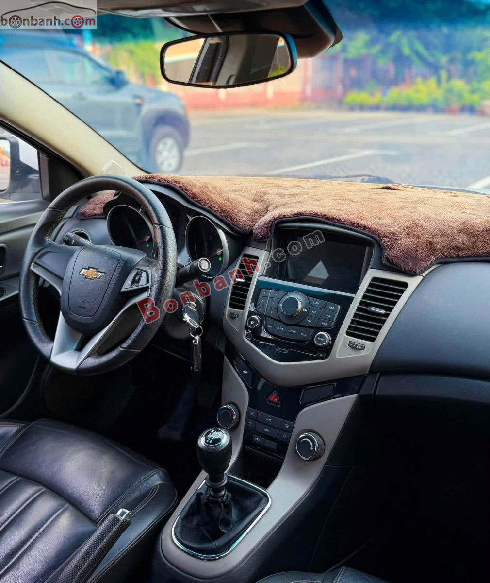 Bán ô tô Chevrolet Cruze LT 1.6L - 2017 - xe cũ