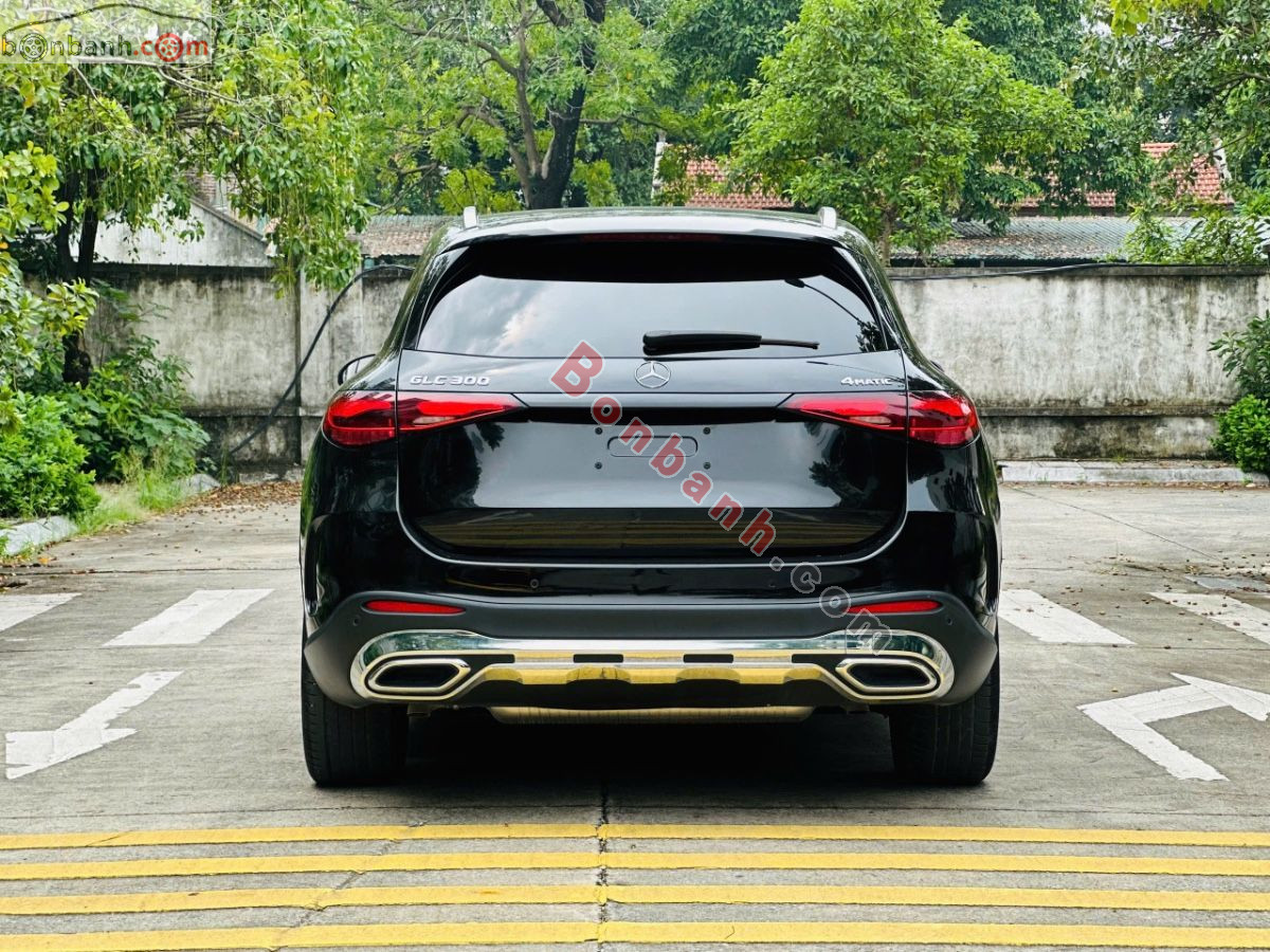 Bán ô tô Mercedes Benz GLC 300 4Matic - 2023 - xe cũ