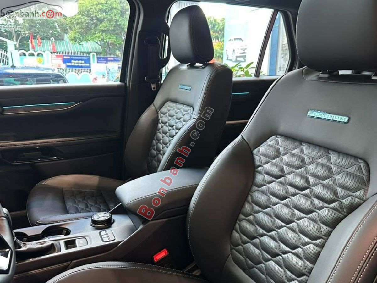 Bán ô tô Ford Everest Platinum 2.0L 4x4 AT - 2026 - xe mới