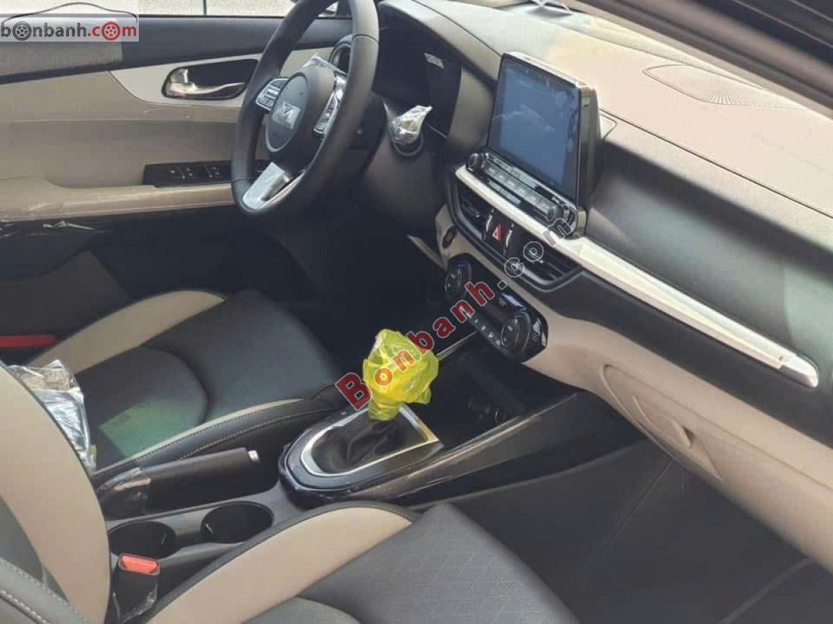 Bán ô tô Kia K3 Luxury 1.6 AT - 2025 - xe mới