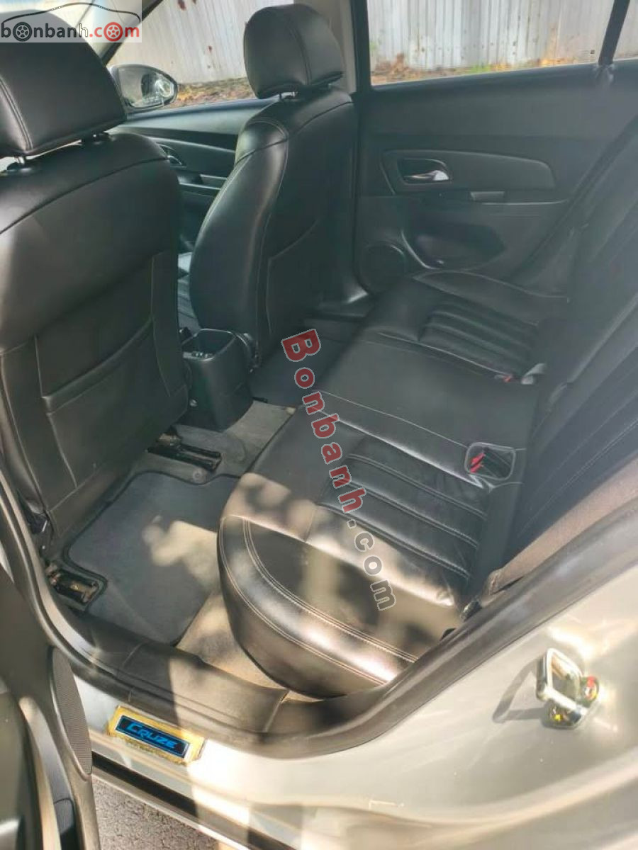 Bán ô tô Chevrolet Cruze LT 1.6L - 2017 - xe cũ
