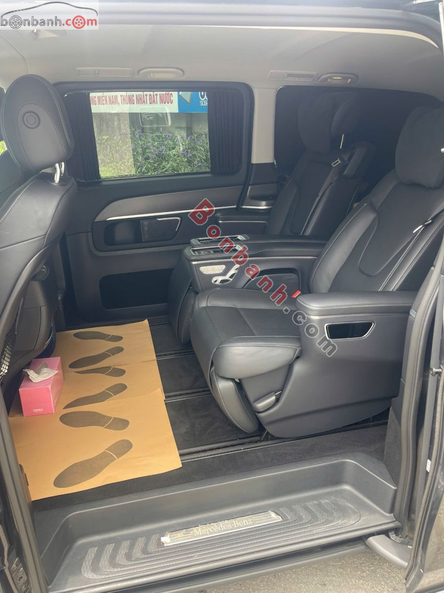 Bán ô tô Mercedes Benz V class V250 AMG - 2023 - xe cũ