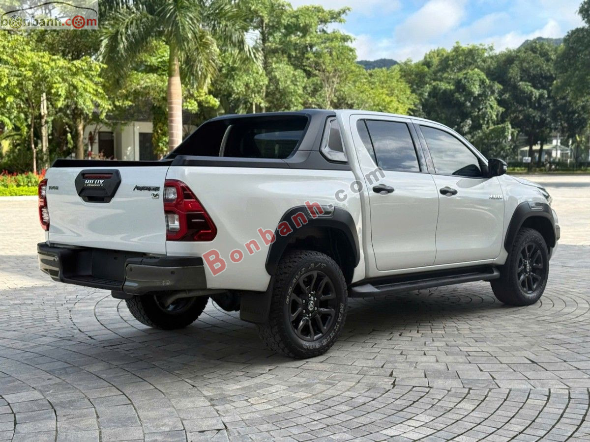 Bán ô tô Toyota Hilux 2.8L 4x4 AT - 2021 - xe cũ