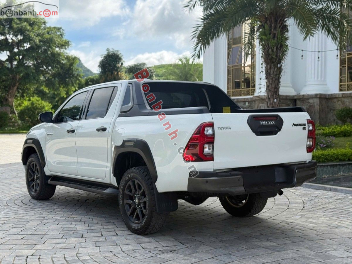 Bán ô tô Toyota Hilux 2.8L 4x4 AT - 2021 - xe cũ
