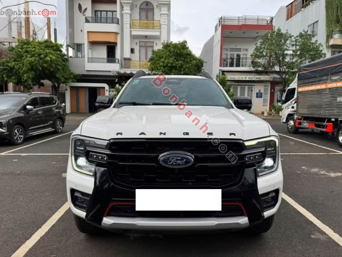 Bán ô tô Ford Ranger Stormtrak 2.0L 4x4 AT - 2024 - xe cũ
