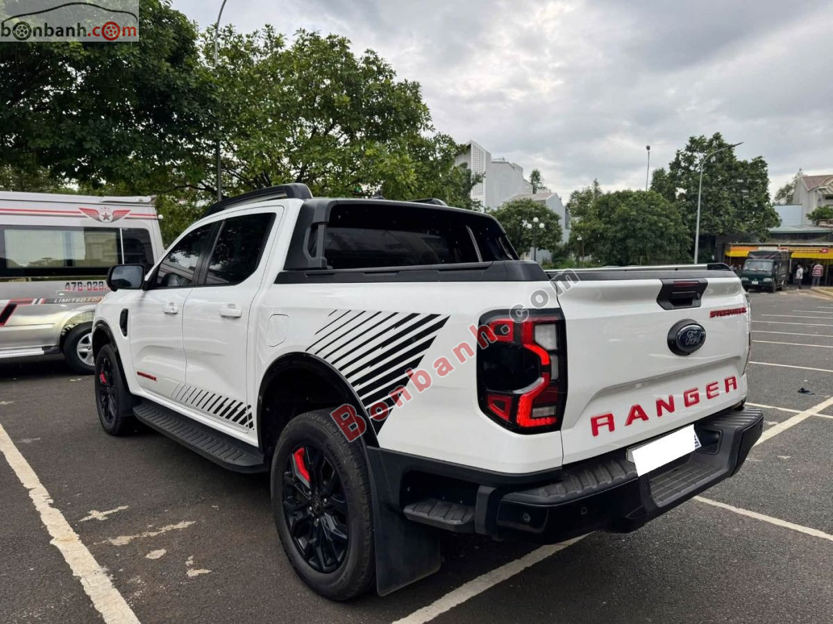 Bán ô tô Ford Ranger Stormtrak 2.0L 4x4 AT - 2024 - xe cũ