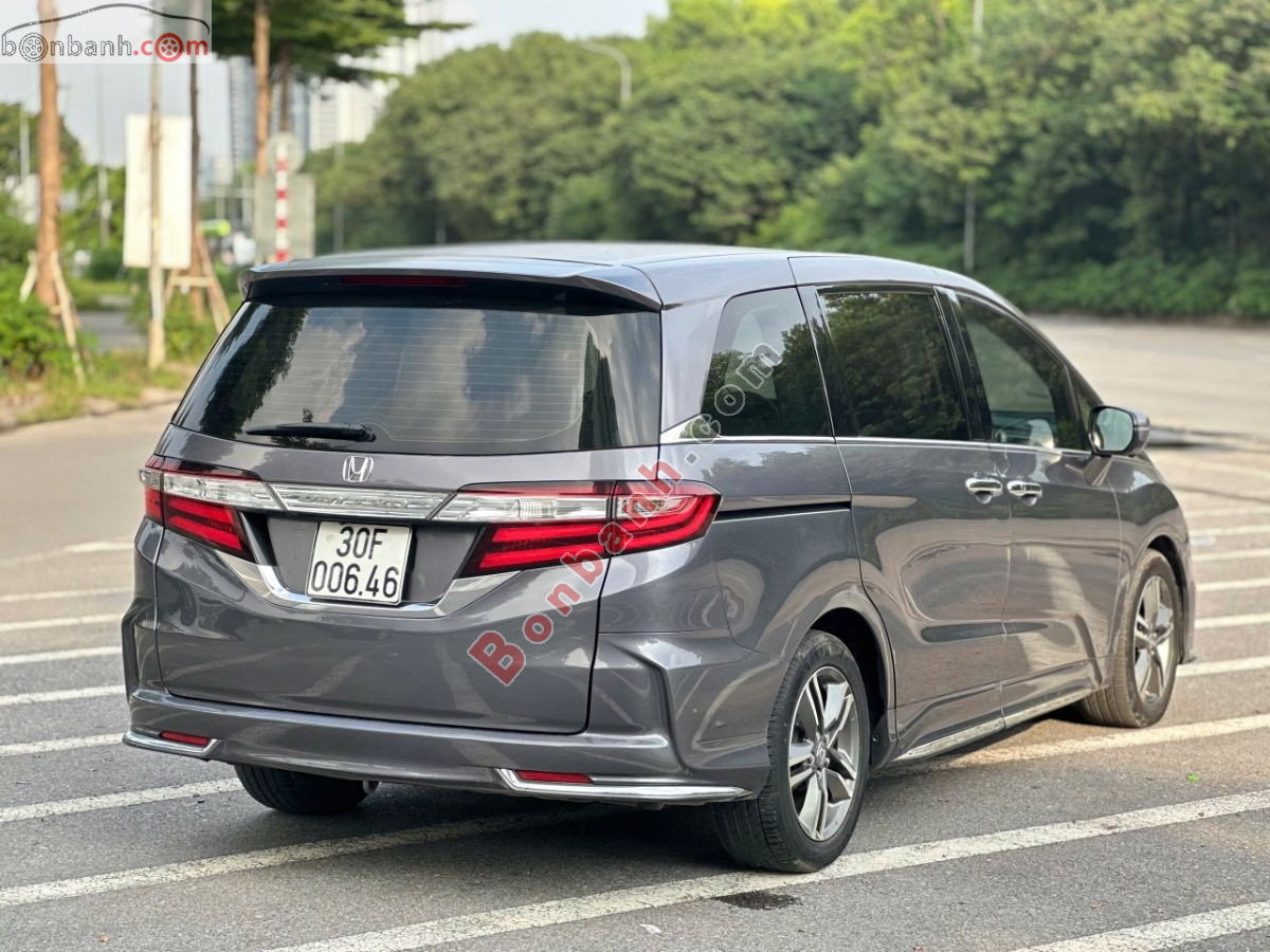 Bán ô tô Honda Odyssey 2.4 AT - 2017 - xe cũ