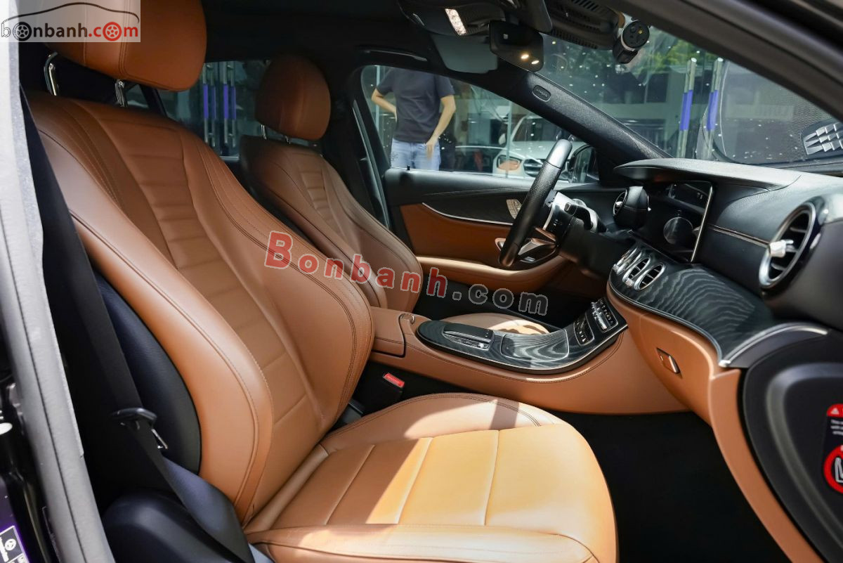 Bán ô tô Mercedes Benz E class E300 AMG - 2020 - xe cũ