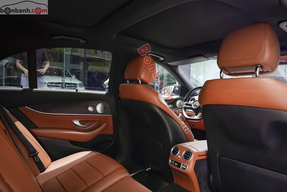 Bán ô tô Mercedes Benz E class E300 AMG - 2020 - xe cũ