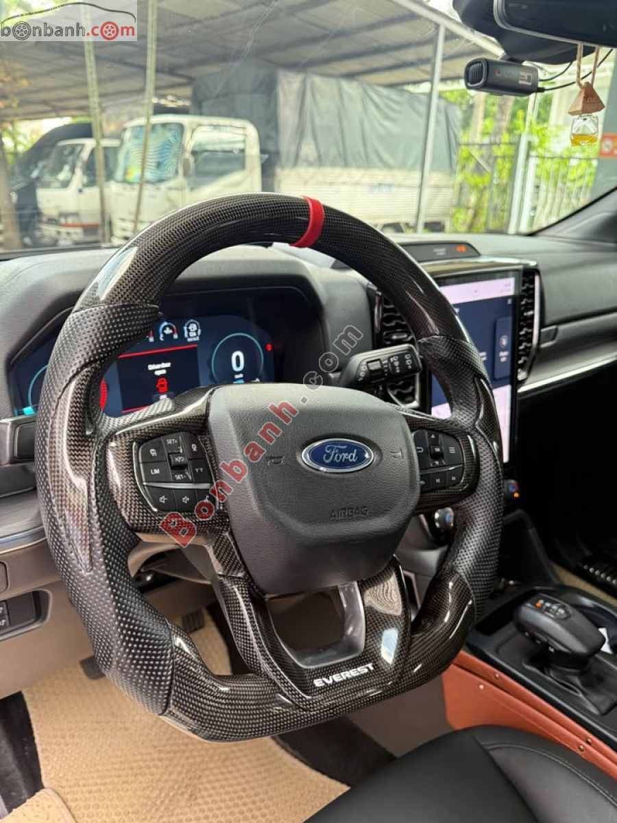 Bán ô tô Ford Everest Titanium Plus 2.0L 4x4 AT - 2022 - xe cũ