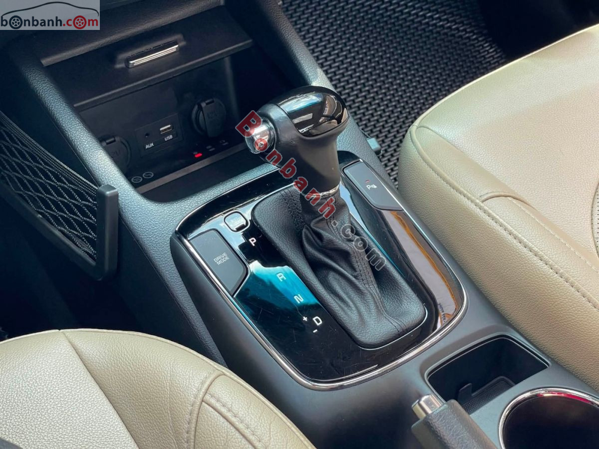 Bán ô tô Kia Cerato 1.6 AT - 2018 - xe cũ