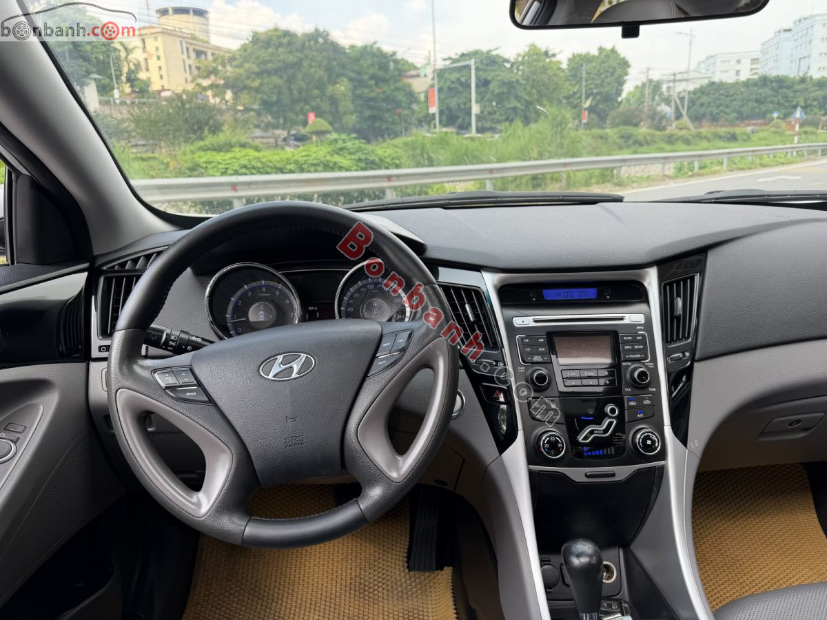 Bán ô tô Hyundai Sonata 2.0 AT - 2011 - xe cũ