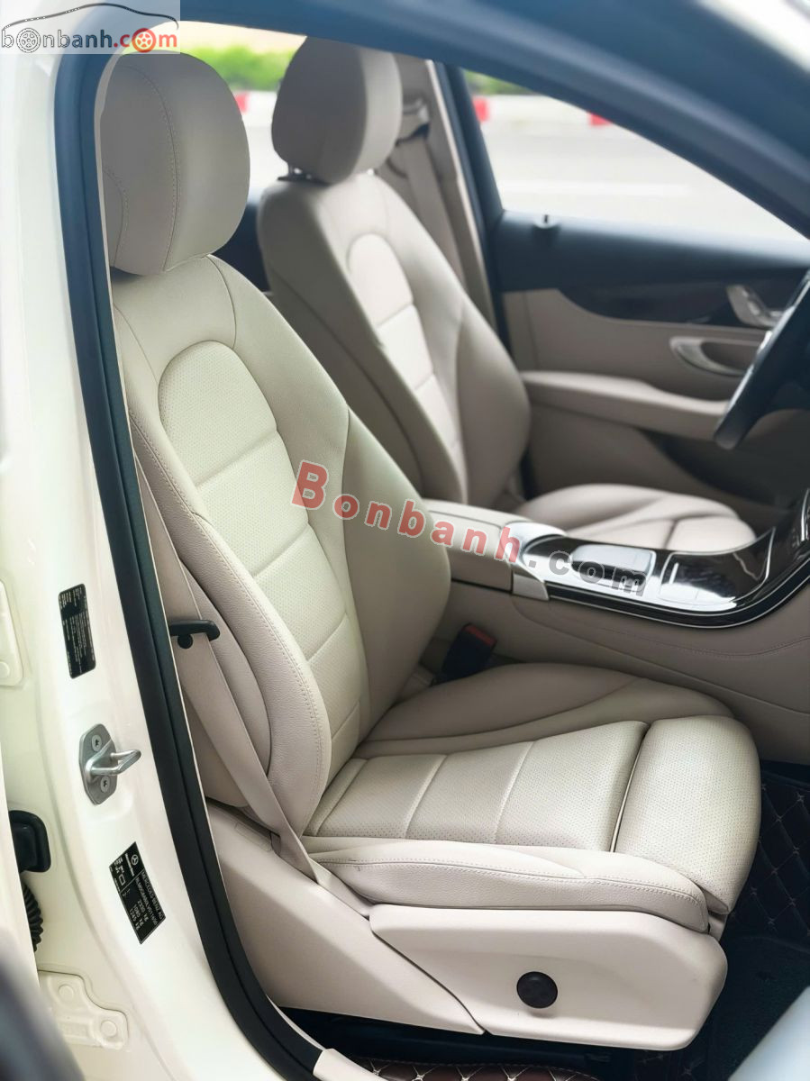 Bán ô tô Mercedes Benz GLC 200 - 2020 - xe cũ