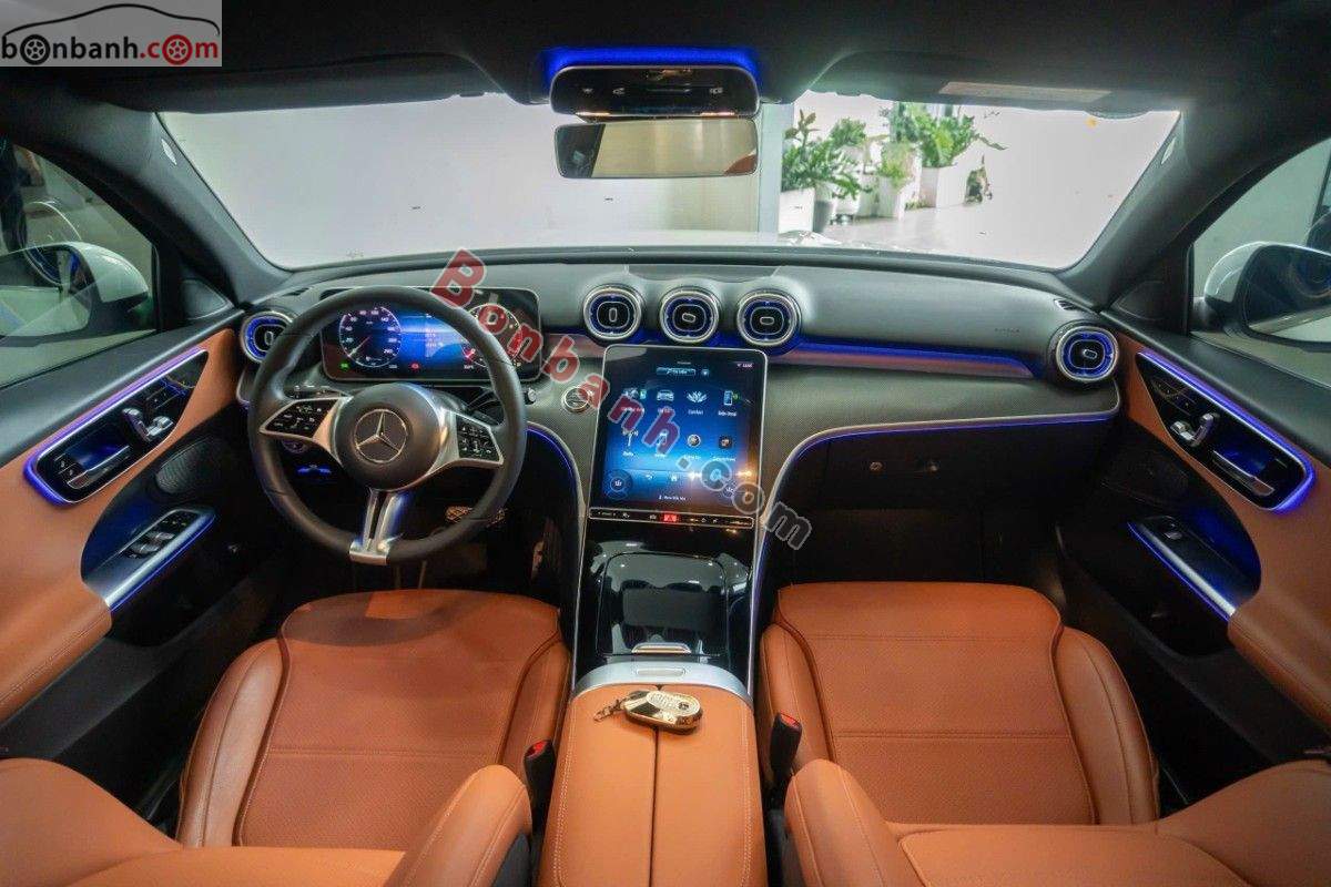 Bán ô tô Mercedes Benz C class C200 Avantgarde - 2025 - xe cũ