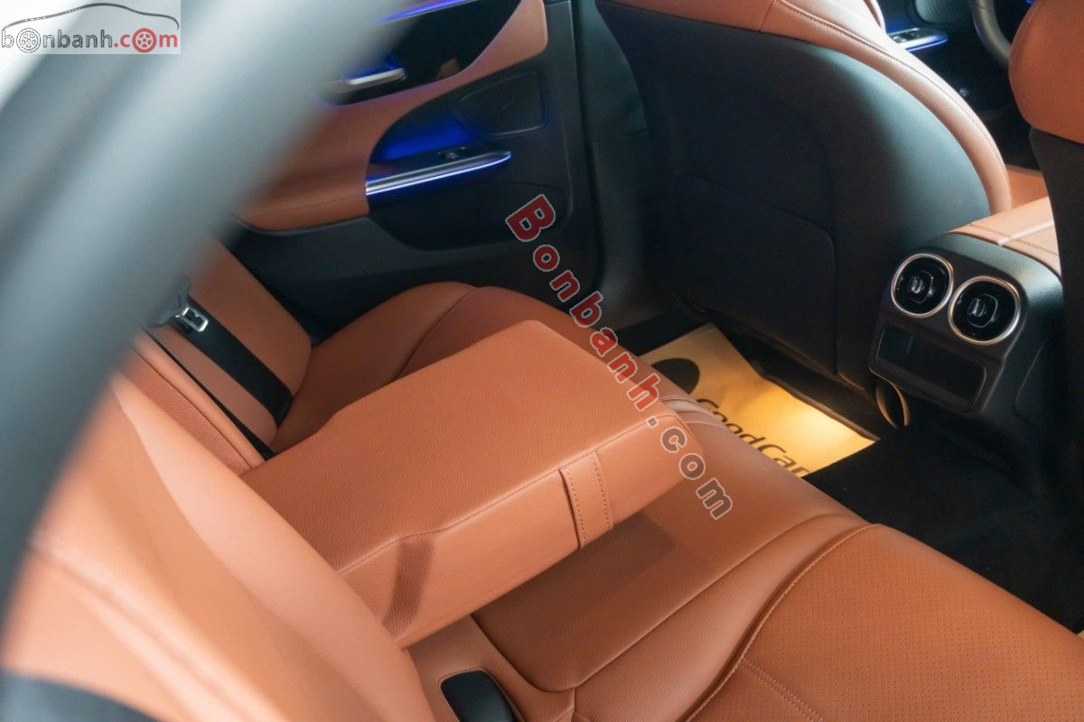 Bán ô tô Mercedes Benz C class C200 Avantgarde - 2025 - xe cũ