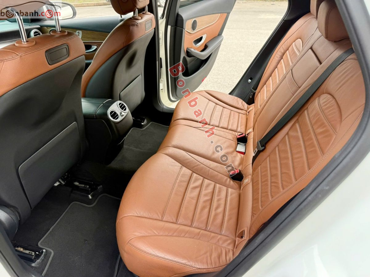 Bán ô tô Mercedes Benz GLC 250 4Matic - 2017 - xe cũ