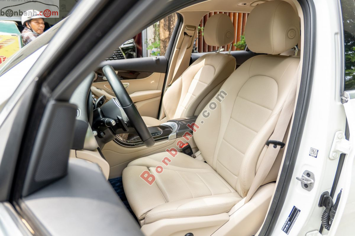Bán ô tô Mercedes Benz GLC 200 - 2021 - xe cũ