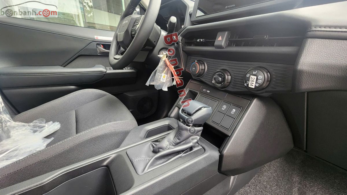 Bán ô tô Toyota Hilux Pro 2.8L 4x2 AT - 2026 - xe mới