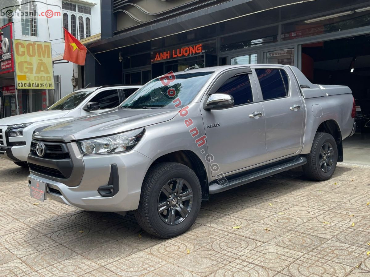 Bán ô tô Toyota Hilux 2.4L 4x2 AT - 2021 - xe cũ