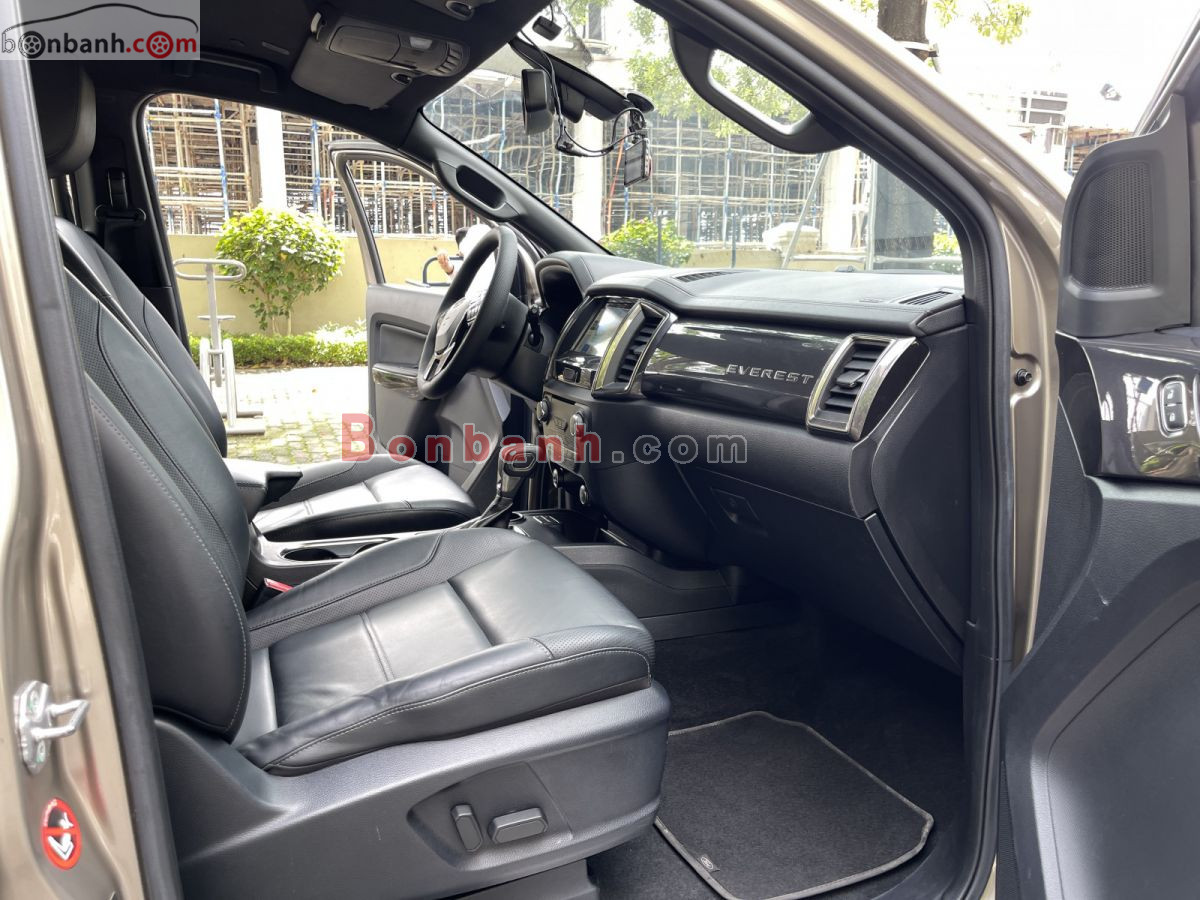 Bán ô tô Ford Everest Titanium 2.0L 4x2 AT - 2018 - xe cũ