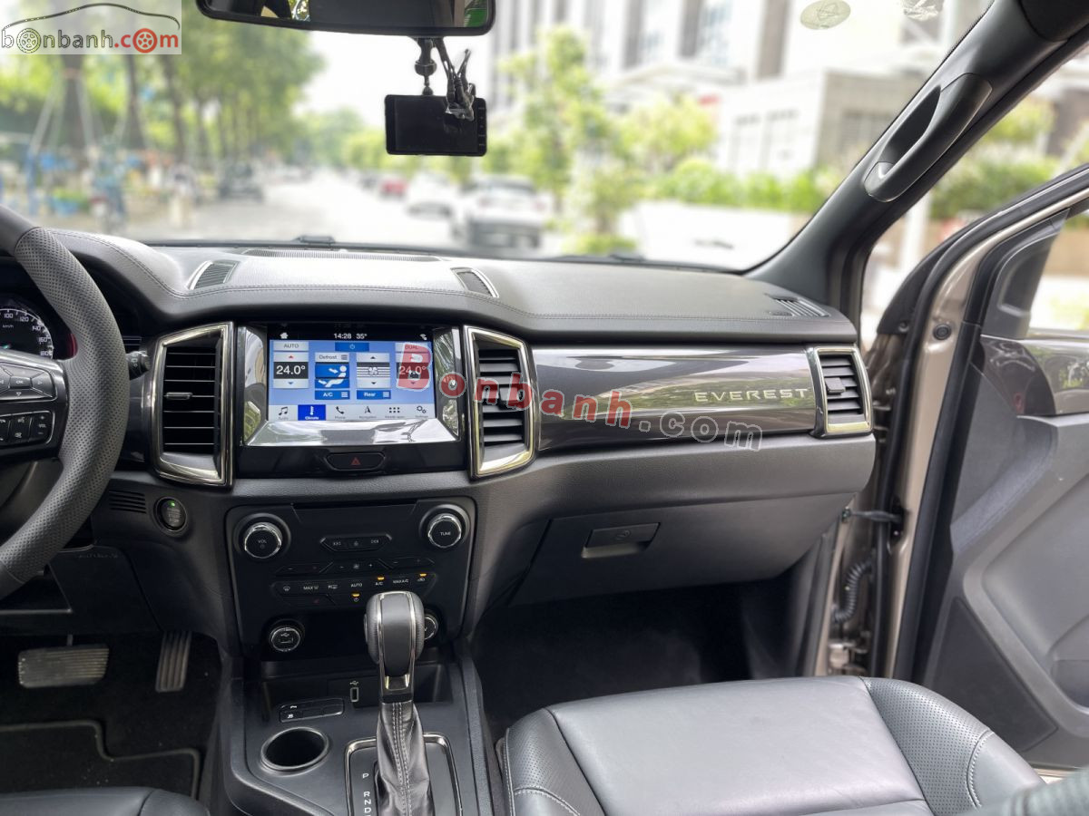 Bán ô tô Ford Everest Titanium 2.0L 4x2 AT - 2018 - xe cũ