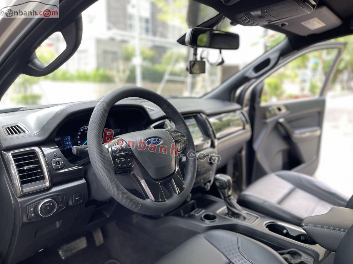 Bán ô tô Ford Everest Titanium 2.0L 4x2 AT - 2018 - xe cũ